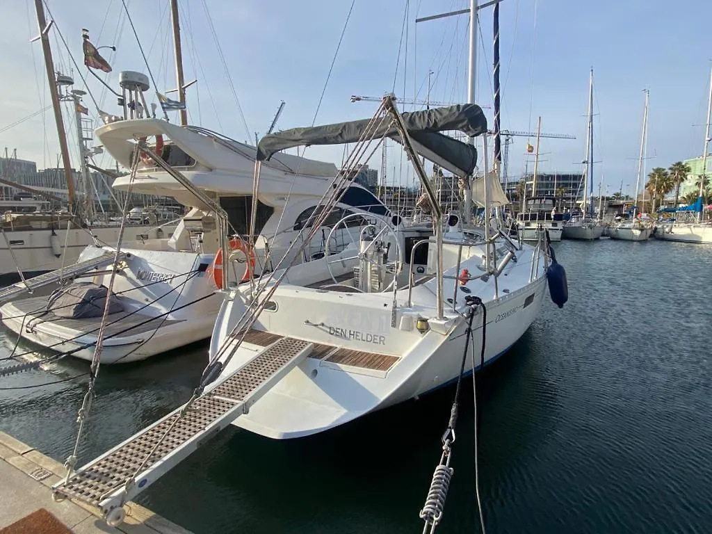 Velero En Port Forum Sail Boat Barcelone 0*,  Espagne